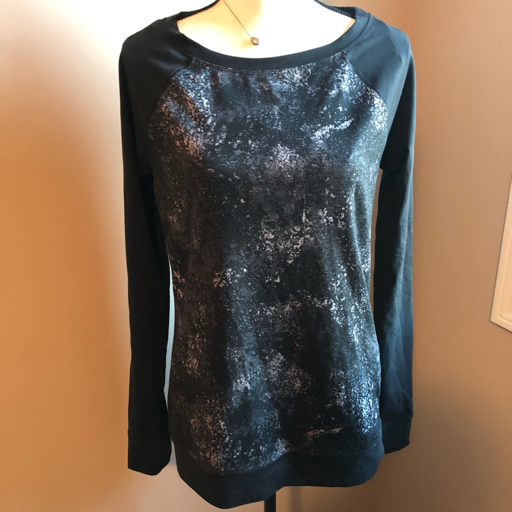 NWT Under Armour Top